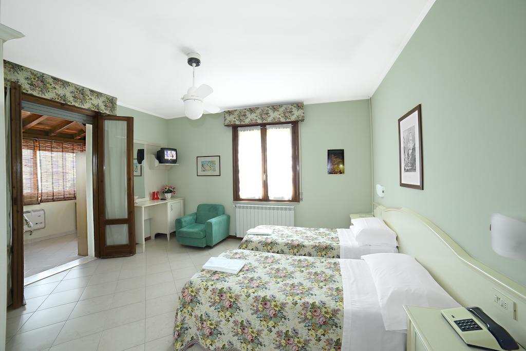 Albergo Il Gufo Parma Habitación foto